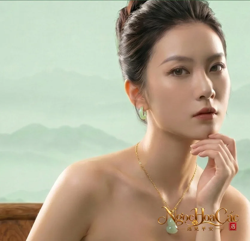 Nhẫn ngọc Hòa Điền nguyên khối Cung Lý