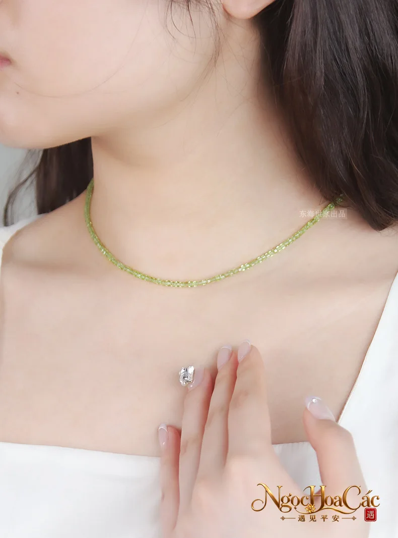 Dây chuyền peridot hạt vuông 2mm Đông Hải