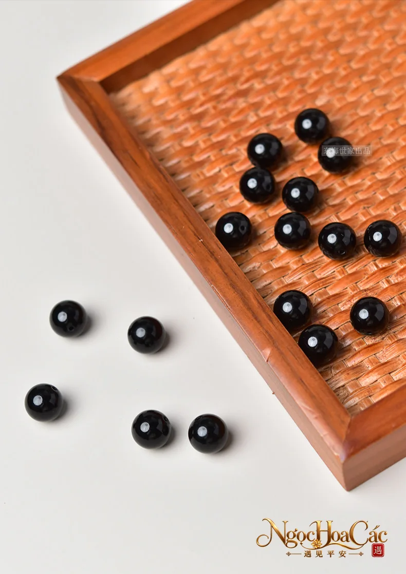 Hạt obsidian rời Đông Hải