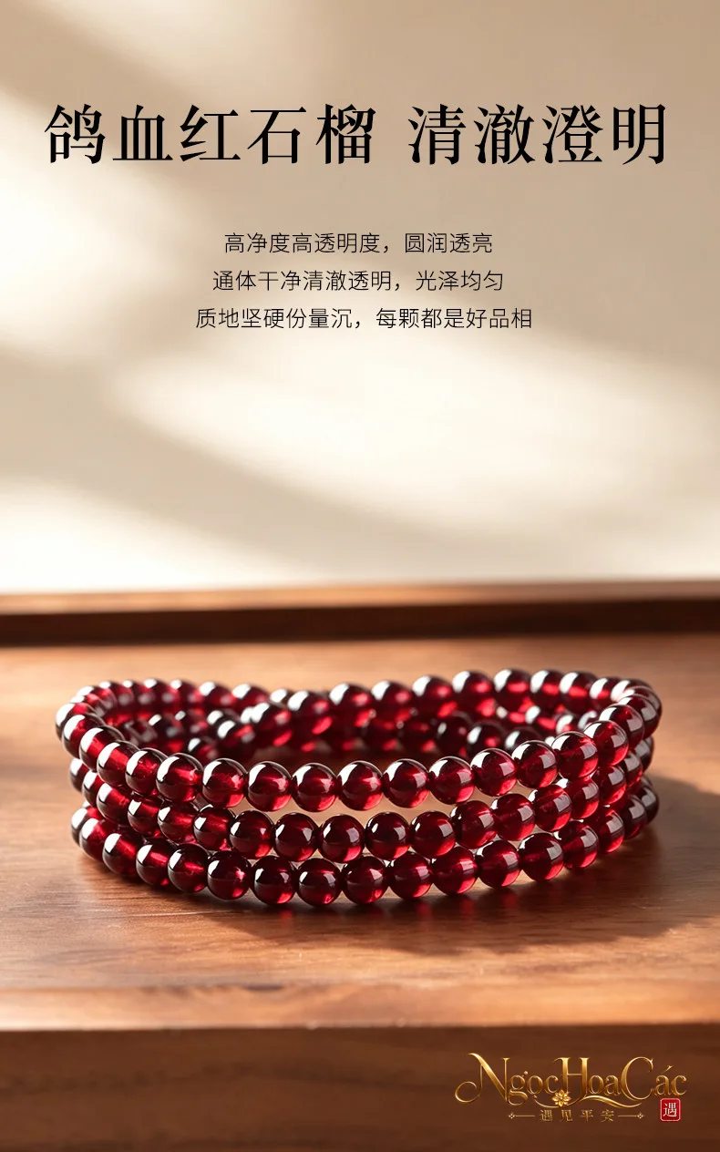 Vòng tay ngọc hồng lựu Đông Hải