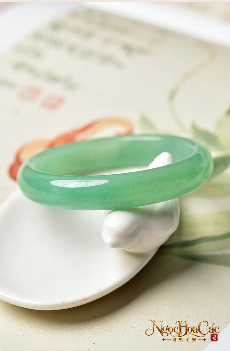 Vòng kiềng đông linh ngọc Đông Hải