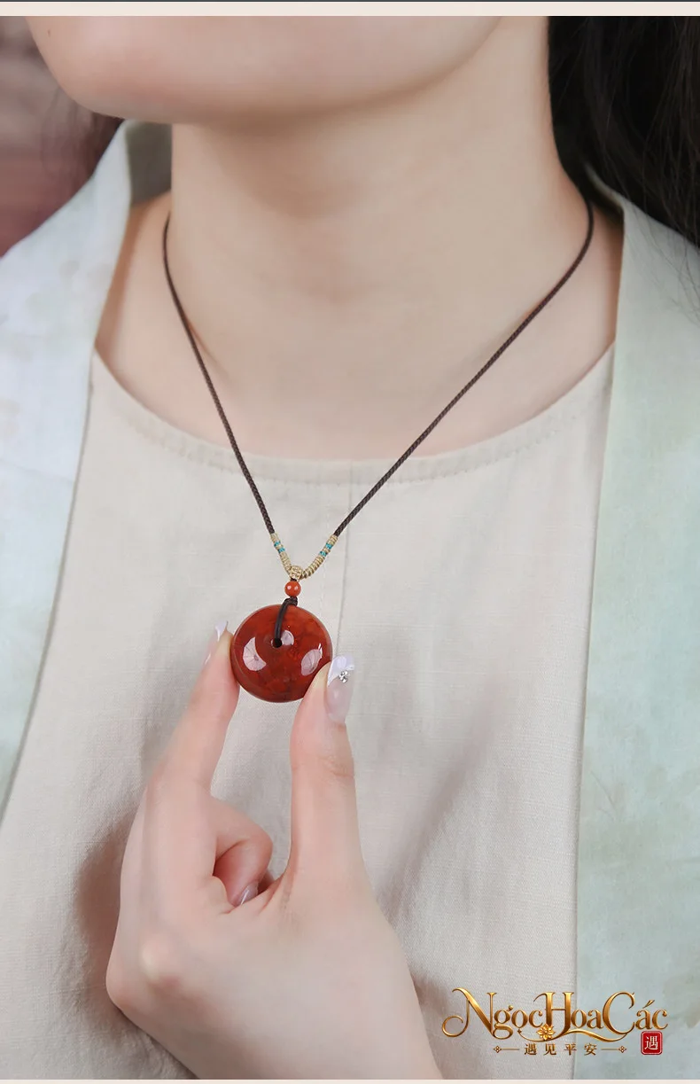 Mặt dây nam hồng khấu bình an Đông Hải