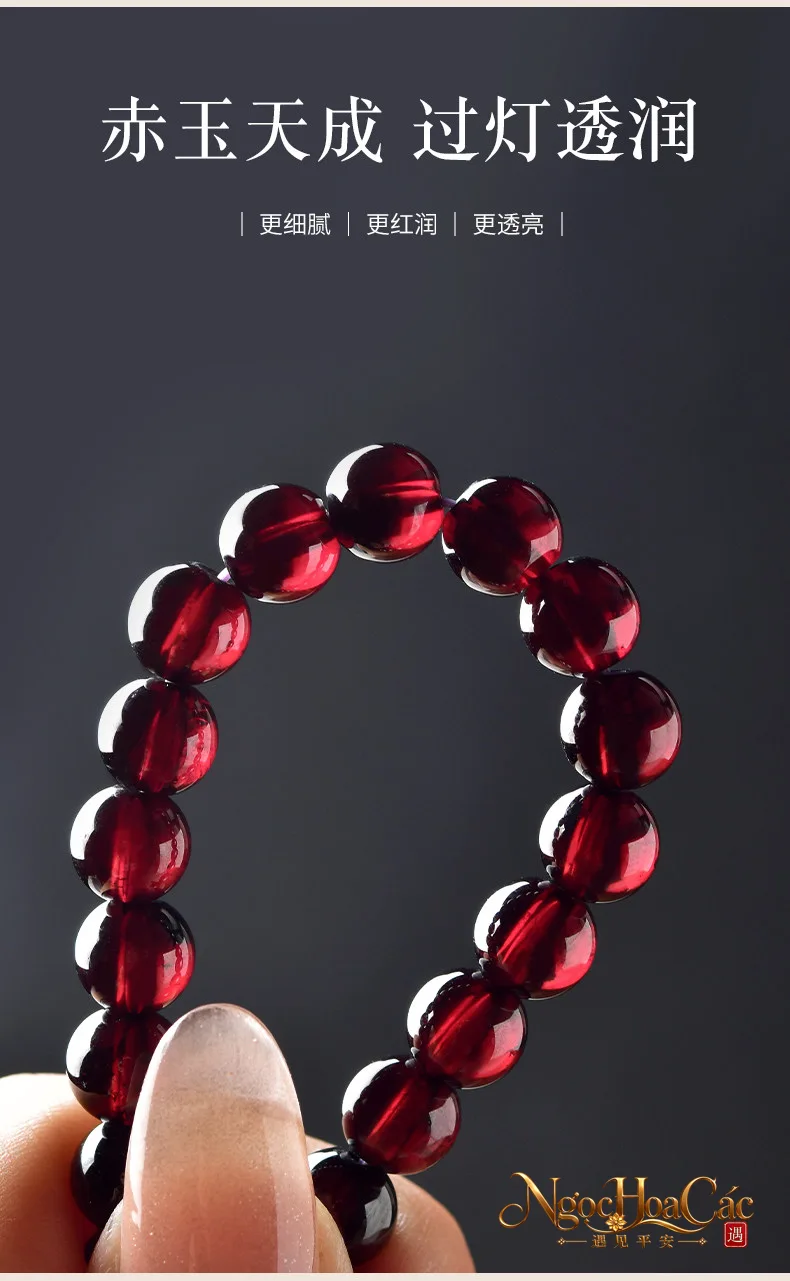 Vòng tay ngọc hồng lựu Đông Hải