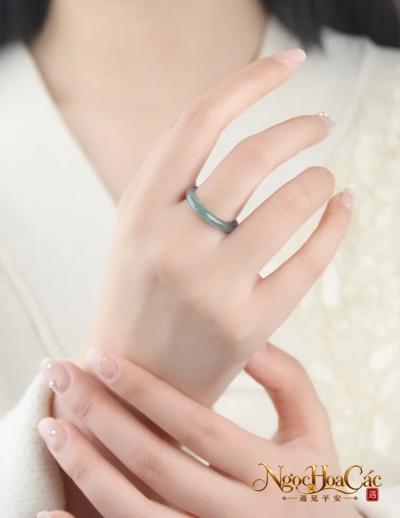 Nhẫn phỉ thúy băng chủng lam thủy Đông Hải