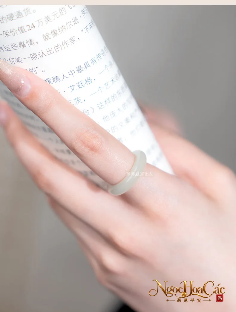 Nhẫn Thiên Sơn thúy trơn Đông Hải