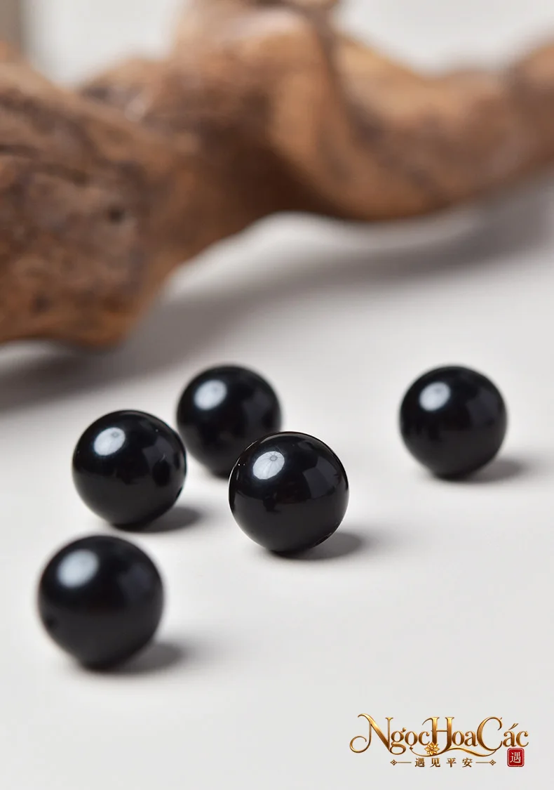 Hạt obsidian rời Đông Hải